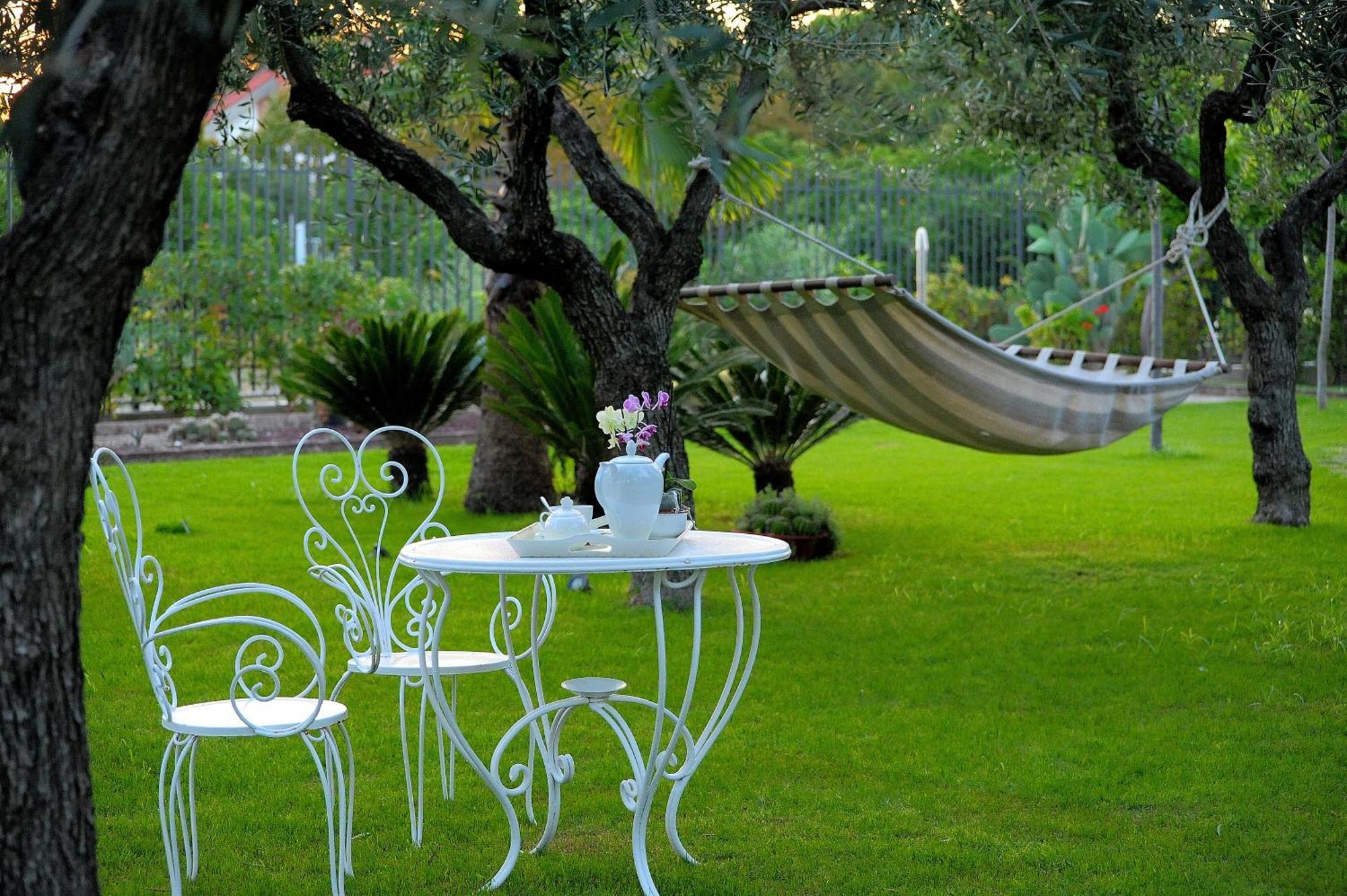 Il Giardino Del Te Ξενοδοχείο Μπαρλέτα Εξωτερικό φωτογραφία